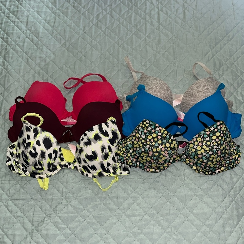 Victoria Secret Pink multi bras.EUC. Size 34A